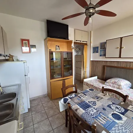 아파트 Appartamento Morelli Beach - Via Isola Di Stromboli 16 *